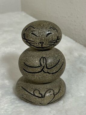 Zen Buddha Happy Cat Kitten Figure Master Mu